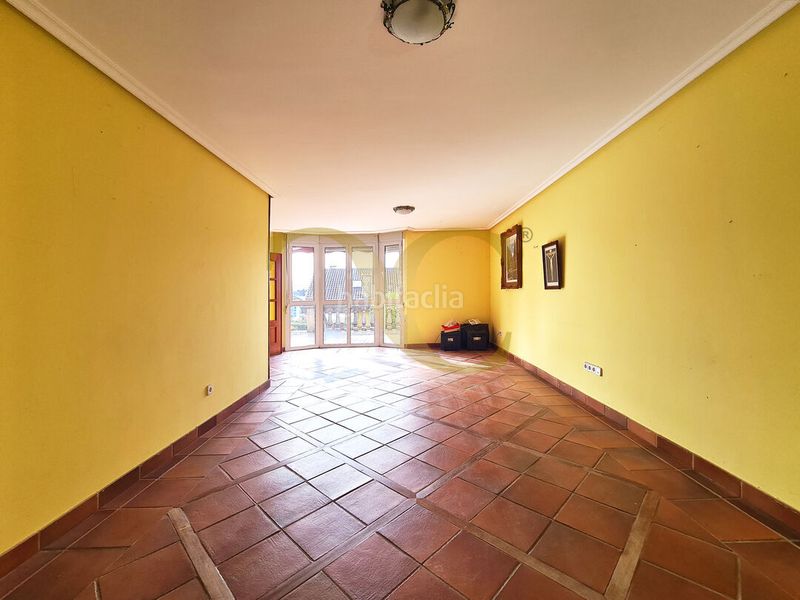Foto 6ccb21bd-4a5b-4577-9ea9-b902d2ad4f70. Casa amb calefacció aparcament a la pola Siero Siero