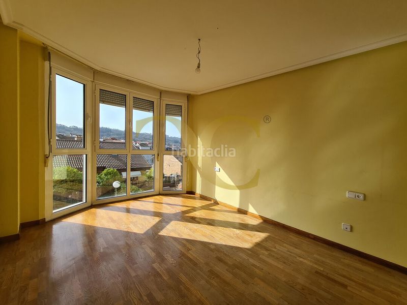 Foto 8421105d-857f-4653-9a3d-30ff53dee003. Casa amb calefacció aparcament a la pola Siero Siero