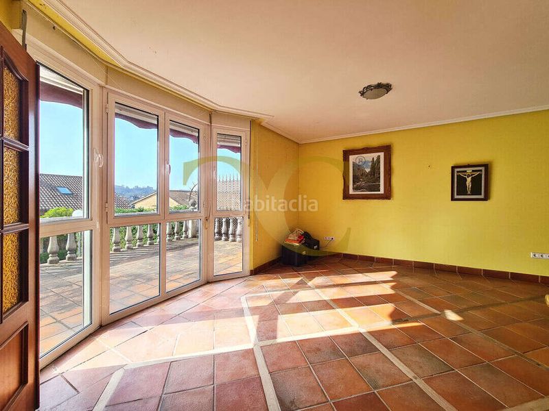 Foto c670521d-a993-486b-89f9-85f3eecdc600. Casa amb calefacció aparcament a la pola Siero Siero