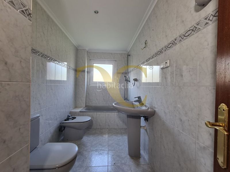 Foto c89c7d55-6d64-4bc3-a055-5173f0d401f5. Casa amb calefacció aparcament a la pola Siero Siero