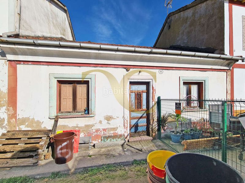 Foto 245db192-f0a6-41bf-93a6-252882235503. Casa adossada a Viella-Granda-Meres Siero