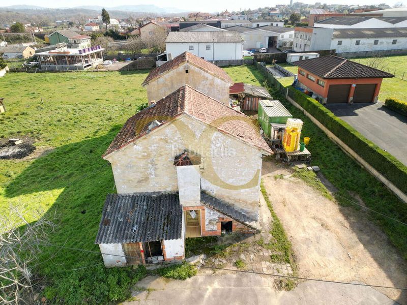Foto db8b97be-c75f-498d-af3b-eca85a1ce249. Casa adossada a Viella-Granda-Meres Siero