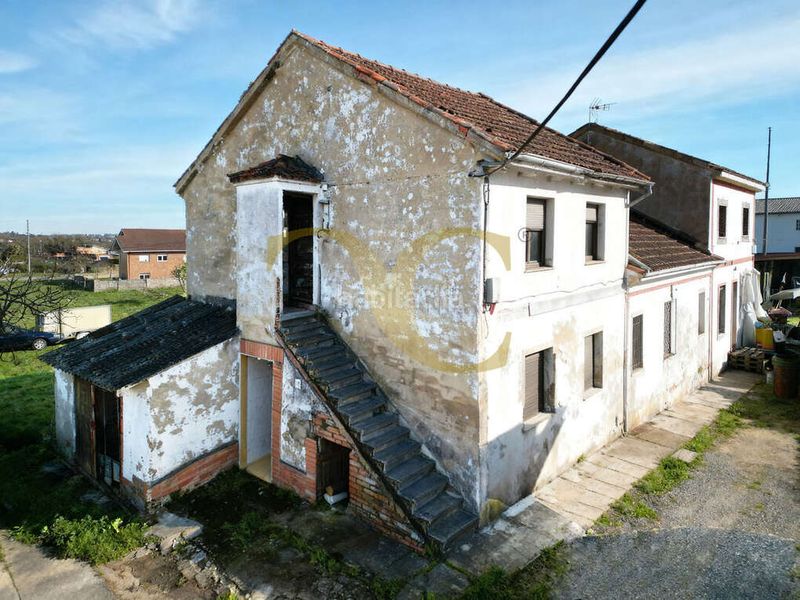 Foto dbd5b633-e7d7-45e0-8ef0-edc771273cea. Casa adossada a Viella-Granda-Meres Siero