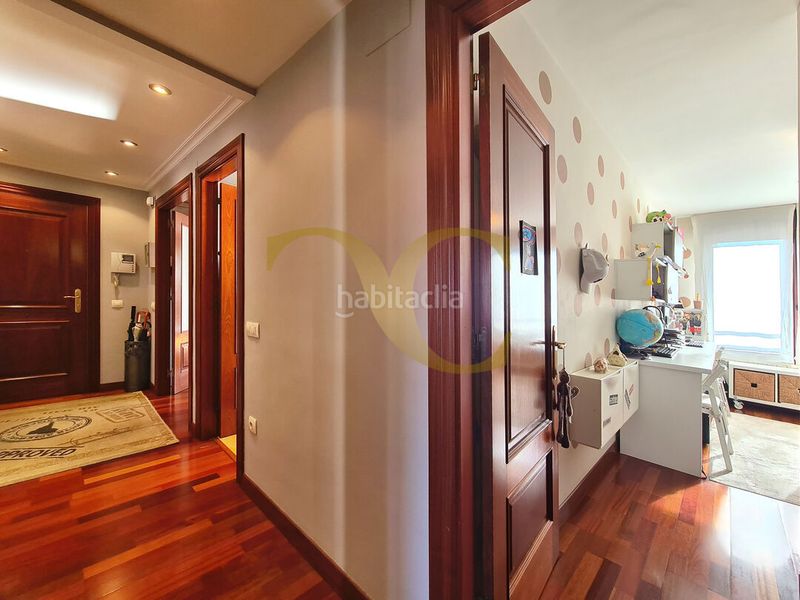 Foto 111cff9e-93dc-4352-abec-cff3dd9f328c. Pis amb calefacció aparcament a La Calzada Gijón