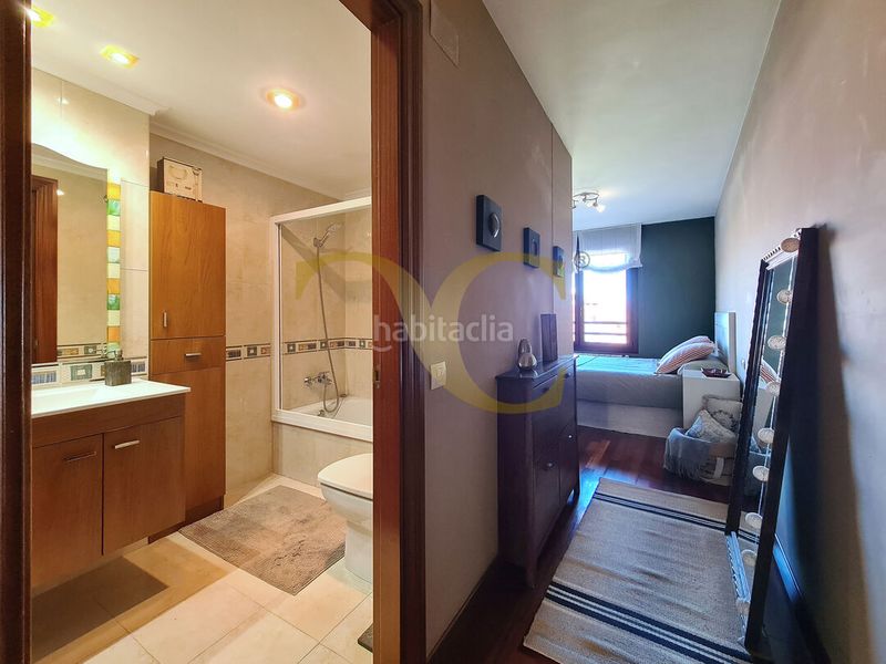 Foto 26c94148-7710-4b4b-9fb9-caef2bf2fe2b. Pis amb calefacció aparcament a La Calzada Gijón