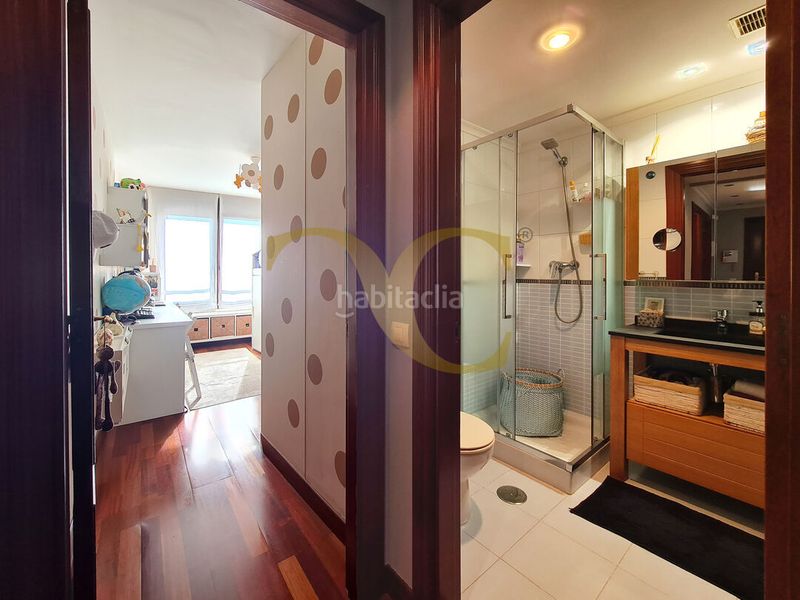 Foto 6f23800f-c9b2-42e6-93f8-e7be49cf021c. Pis amb calefacció aparcament a La Calzada Gijón