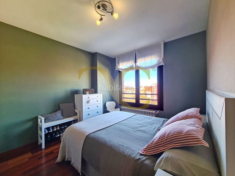 Foto c7fe48b0-2838-4988-8f20-bd756b2e5797. Pis amb calefacció aparcament a La Calzada Gijón