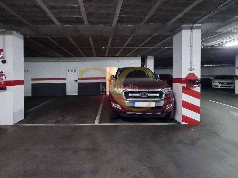 Foto eb3e614b-5259-4e22-a945-656f435706b6. Pis amb calefacció aparcament a La Calzada Gijón