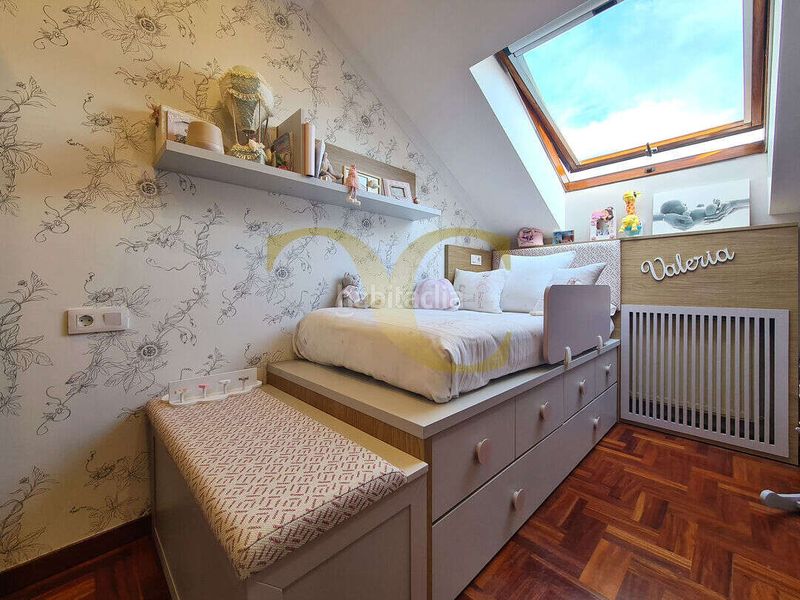 Foto 09e69e19-8329-4a33-81f9-0935dee1f648. Àtic amb calefacció aparcament a Llano Gijón