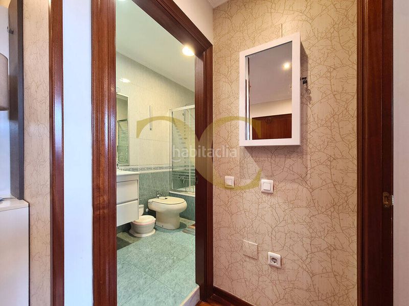 Foto ee8ec22b-0445-4811-800e-b8dfd1d19c3e. Àtic amb calefacció aparcament a Llano Gijón