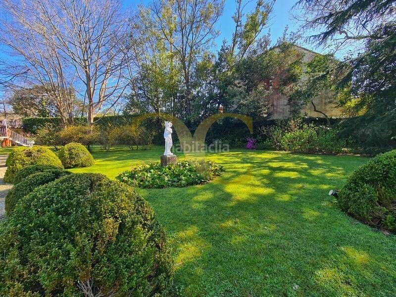 Foto 232384f5-a401-43dc-9b7e-d6d713f23282. Casa amb calefacció aparcament a Somió Gijón