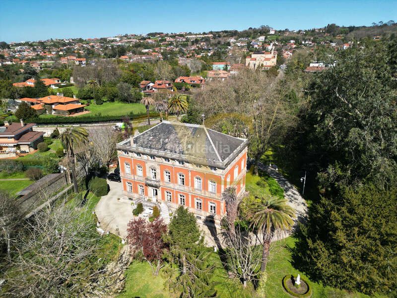 Foto 457523d5-d7ca-4548-9494-7b42af1fd77c. Casa amb calefacció aparcament a Somió Gijón