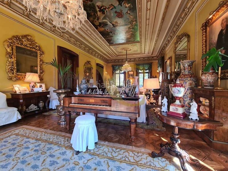 Foto 6234cd73-1345-4923-a87b-64d1adb1e0fc. Casa amb calefacció aparcament a Somió Gijón