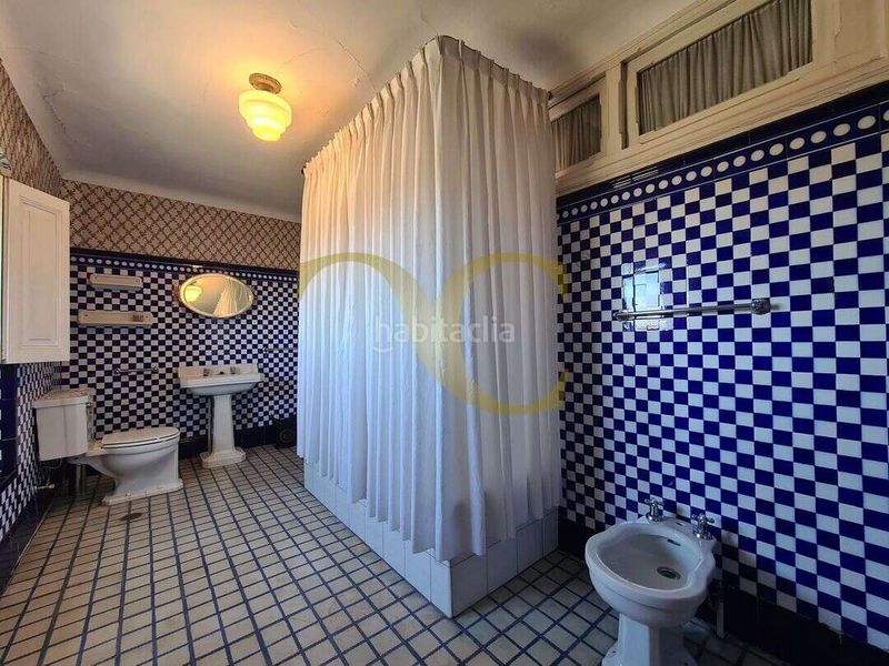 Foto 7a3b5c4c-c8f4-4ab6-bb27-94757f825a81. Casa amb calefacció aparcament a Somió Gijón