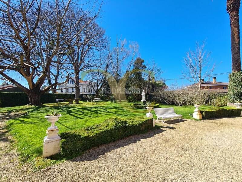 Foto 7e798c1e-4a76-4338-af9a-e3132dca7ebe. Casa amb calefacció aparcament a Somió Gijón