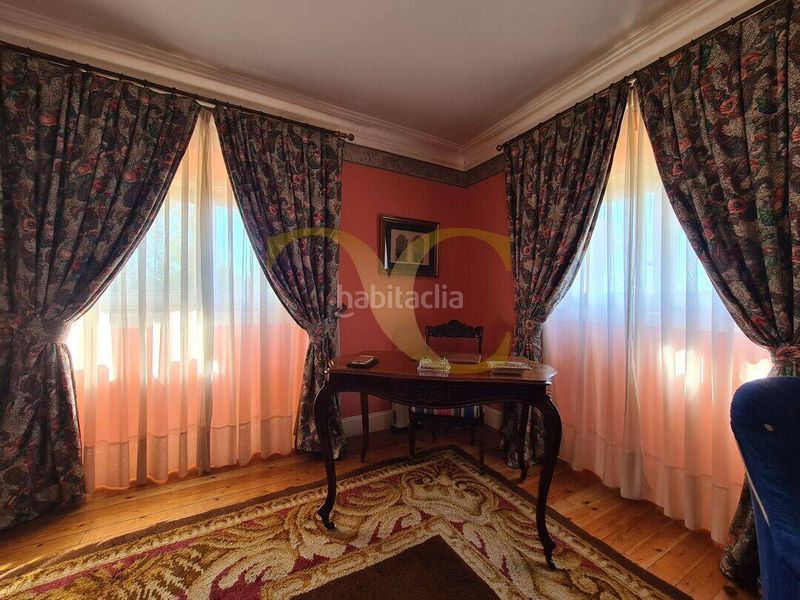 Foto 8c90061a-1f2a-41f8-bc72-076796b7ac5a. Casa amb calefacció aparcament a Somió Gijón