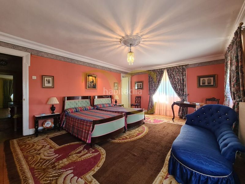 Foto 9b8f17e2-13ee-4847-b56d-91ef2b2b87a7. Casa amb calefacció aparcament a Somió Gijón