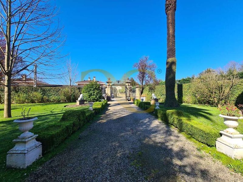 Foto a7edb367-901f-4ebc-a55d-6d2264b1a25d. Casa amb calefacció aparcament a Somió Gijón