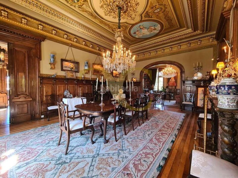 Foto ad913b78-4371-452e-bd95-df17fc157d72. Casa amb calefacció aparcament a Somió Gijón