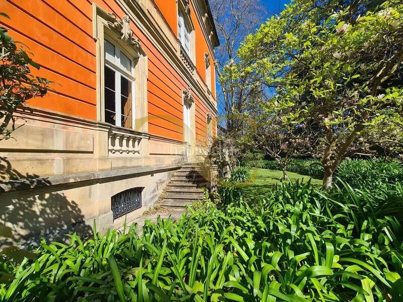 Foto e6f3fc63-1c11-43a4-81cc-f443800e2e9f. Casa amb calefacció aparcament a Somió Gijón