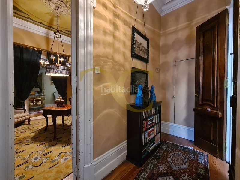 Foto f451bc54-c606-46ec-aefe-27c08a849e58. Casa amb calefacció aparcament a Somió Gijón