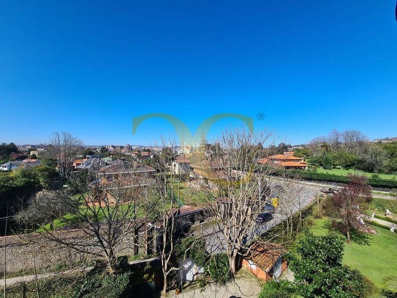 Foto f970bd2d-fab2-46b7-9486-b9ebddc0bf04. Casa amb calefacció aparcament a Somió Gijón