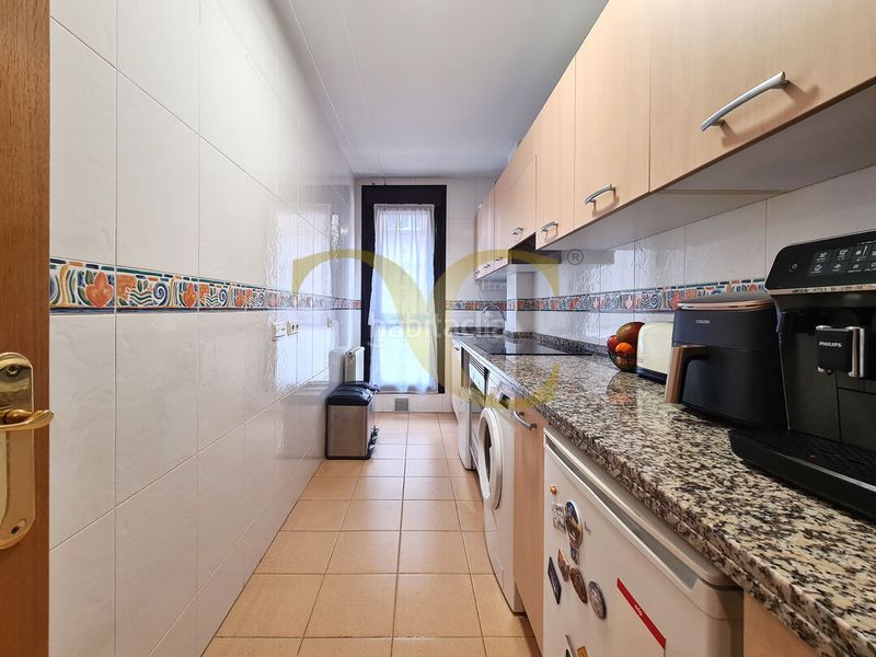 Foto 14c67d33-7b3c-4fc4-8b89-18ca5aa5fdd8. Apartament amb calefacció a Centro Gijón