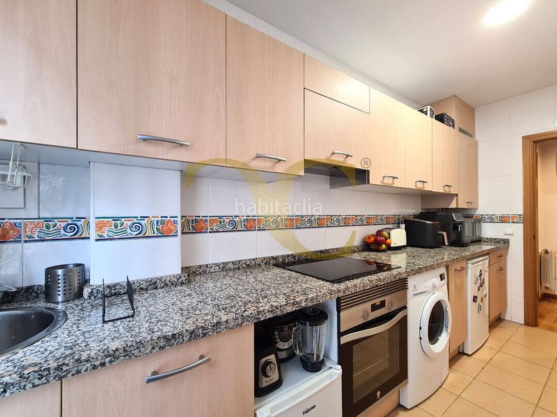 Foto a0fb1c60-dd49-4040-a8bd-b1cc66165e01. Apartament amb calefacció a Centro Gijón