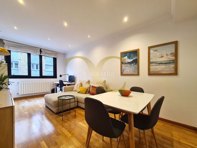 Foto e7867dc0-f49c-45ee-9730-b955475f516c. Apartament amb calefacció a Centro Gijón