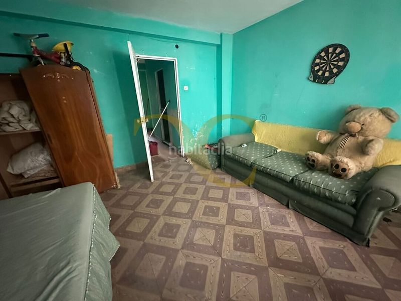 Foto 0ad3e851-8c06-4623-9e7f-14958ba56a78. Edificio  en el centro . en Villaviciosa - amandi Villaviciosa