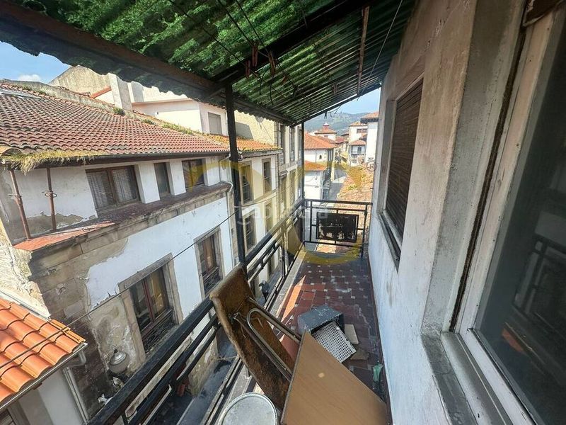 Foto 774a9065-b9c3-4740-972a-cdfb5ff98cef. Edificio  en el centro . en Villaviciosa - amandi Villaviciosa