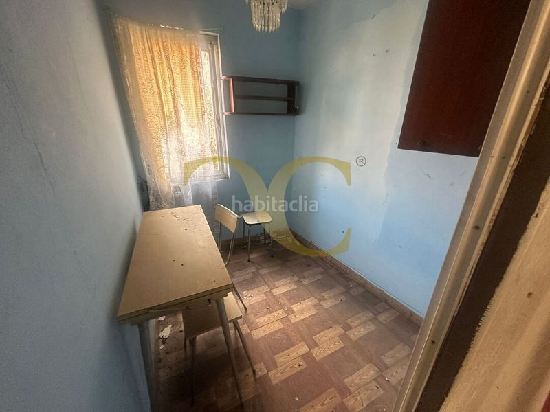 Foto 7da6d617-08e9-4dbf-af34-a32e1a817176. Edificio  en el centro . en Villaviciosa - amandi Villaviciosa