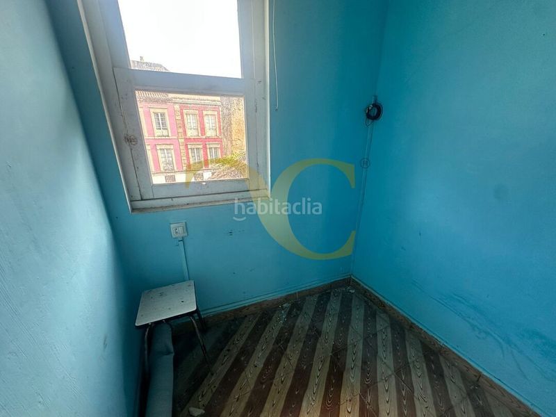 Foto db6ce340-fd55-4671-8ba3-1554e93a8494. Edificio  en el centro . en Villaviciosa - amandi Villaviciosa