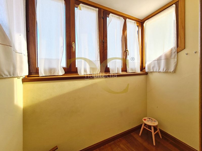 Foto 1de17c79-4214-4c49-b893-b78fb0221085. Dúplex amb calefacció a El Carbayedo - El Quirinal Avilés