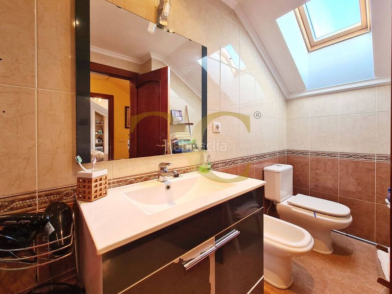 Foto 27774541-bdae-4ea8-b508-326c18fe28b5. Dúplex amb calefacció a El Carbayedo - El Quirinal Avilés