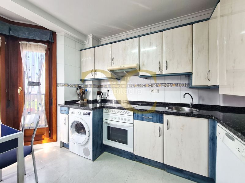 Foto 94816e1f-c86e-44b4-9bbf-56655a136017. Dúplex amb calefacció a El Carbayedo - El Quirinal Avilés