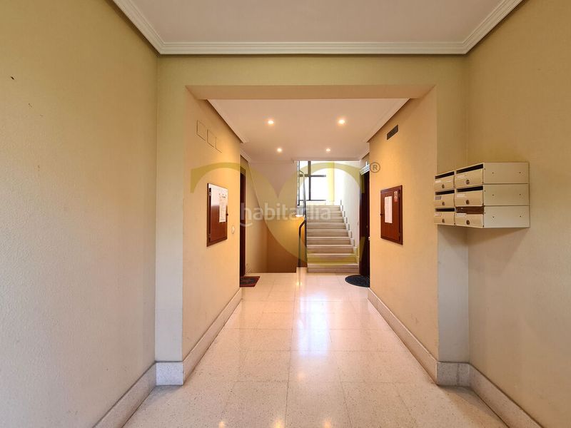 Foto fcf5553d-3c01-4182-9b40-10531e047c9e. Dúplex amb calefacció a El Carbayedo - El Quirinal Avilés