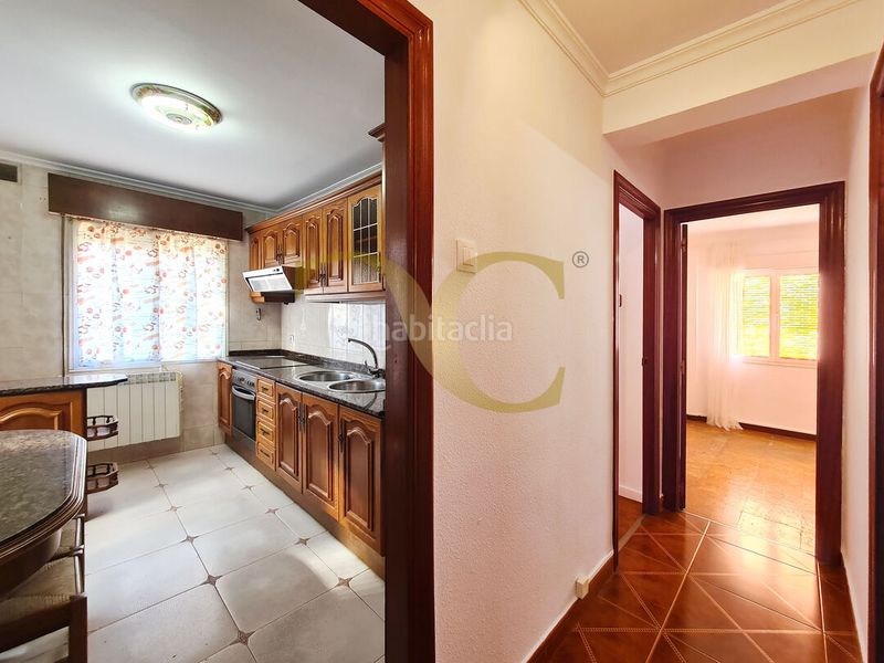 Foto 40d98560-5d80-4e25-858a-94e86b0c9678. Pis amb calefacció a Pumarín Gijón