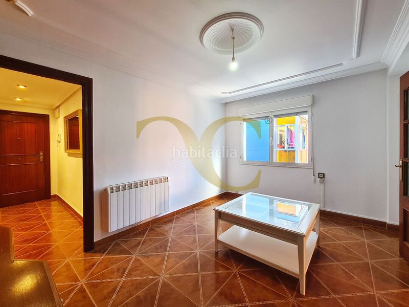 Foto 48926469-5779-4de9-acda-ea2c3539d37e. Pis amb calefacció a Pumarín Gijón