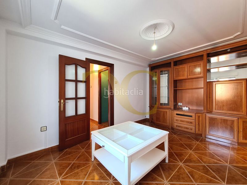 Foto 8a76bb9b-b3f5-4284-ba58-42dde8b484f0. Pis amb calefacció a Pumarín Gijón