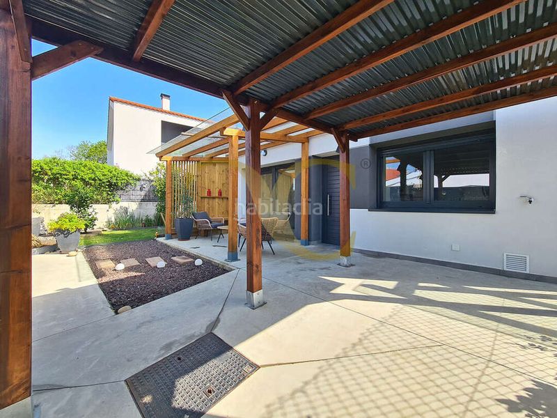 Foto d32ac07a-62f9-48fc-be01-fa56f1da299f. Casa amb calefacció aparcament a Noreña