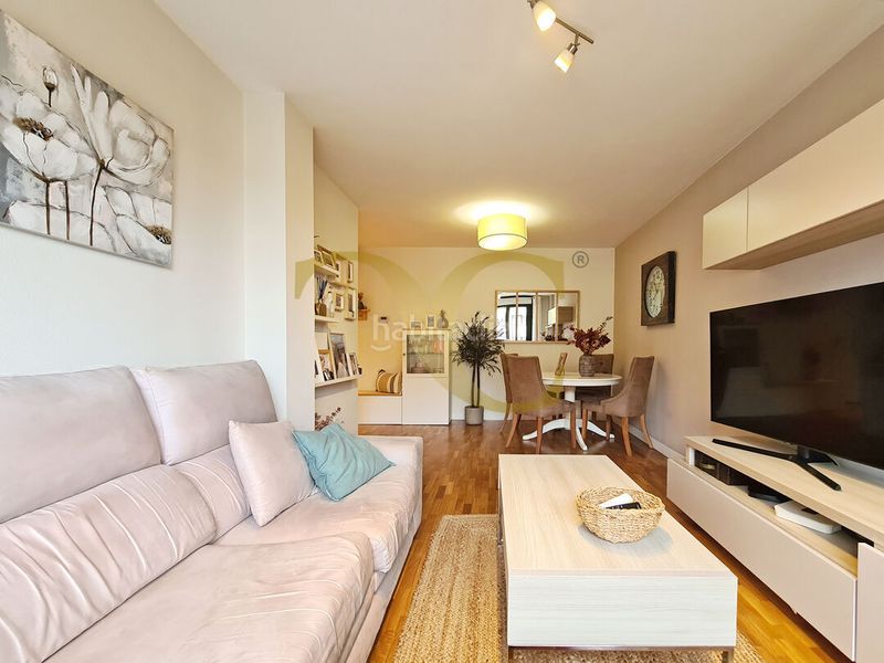 Foto 286209e7-a4e6-4cec-bde3-857cefae0bd1. Pis amb calefacció aparcament piscina a Viesques Gijón