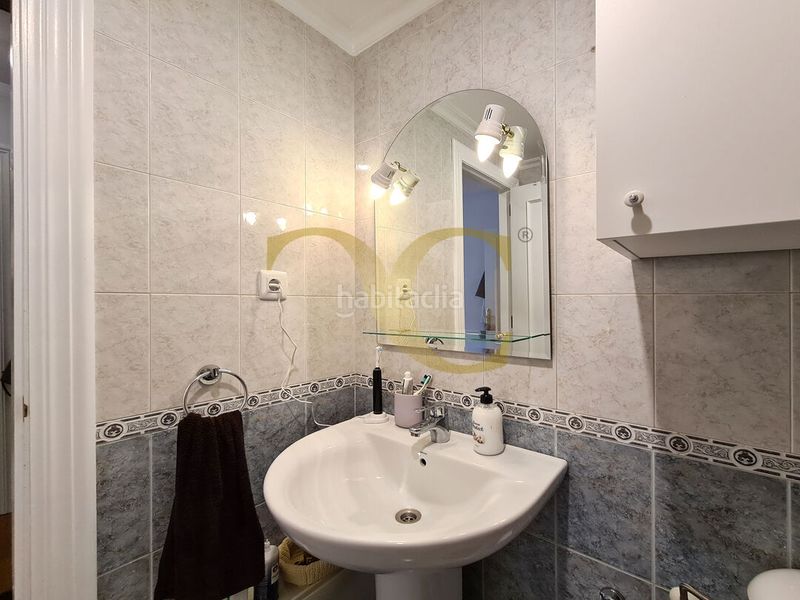 Foto 54e89407-4bab-41c8-a8d5-943bd09afbbe. Pis amb calefacció aparcament piscina a Viesques Gijón