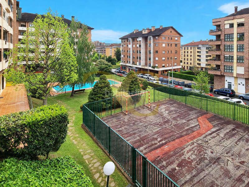 Foto 6016ca56-dc38-4f3c-a600-117dd00f55a2. Pis amb calefacció aparcament piscina a Viesques Gijón