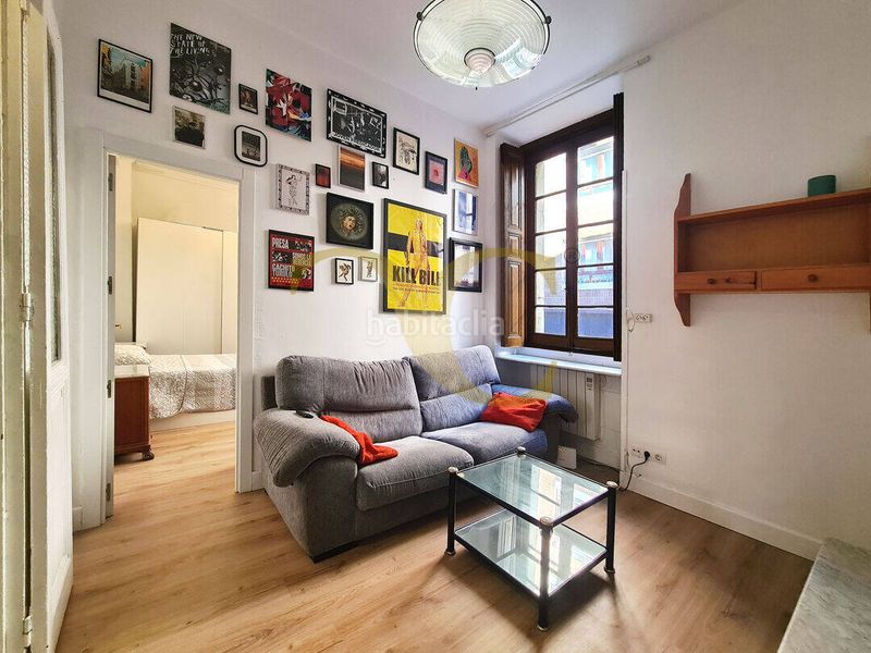 Foto 0bd8001b-4eb0-4df9-ac9a-b53220c031f8. Apartamento  con encanto en el Centro . en Gijón