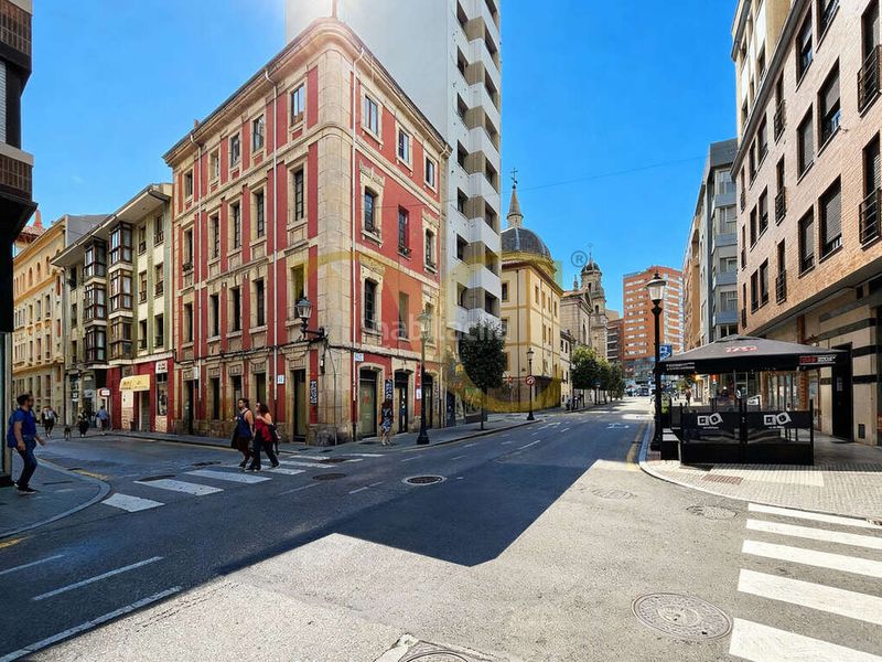 Foto 91593a8d-d7e6-44ce-b5af-3fc82e5af4ec. Apartamento  con encanto en el Centro . en Gijón