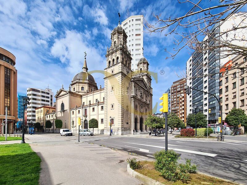 Foto ab6948ee-ef7e-4d1e-bdfd-02e8aa68d74a. Apartamento  con encanto en el Centro . en Gijón