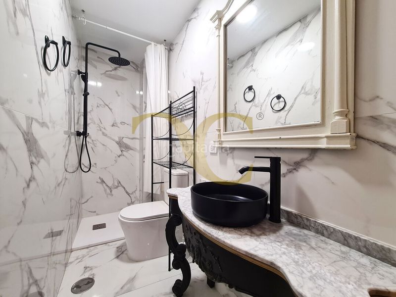 Foto e9f5168c-8c20-4b26-8d45-9773bd705a48. Apartamento  con encanto en el Centro . en Gijón