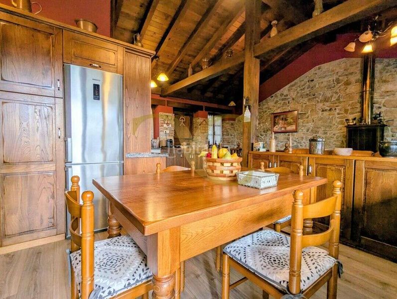 Foto 9a13b7f0-449f-4e3f-8aee-1c9798adafee. Casa amb calefacció aparcament a Cabranes