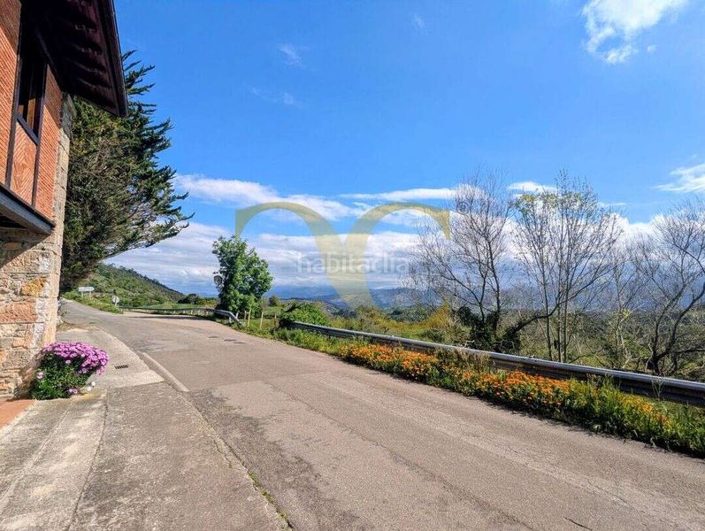 Foto c4002a6e-7061-4897-8302-858a29538e33. Casa amb calefacció aparcament a Cabranes